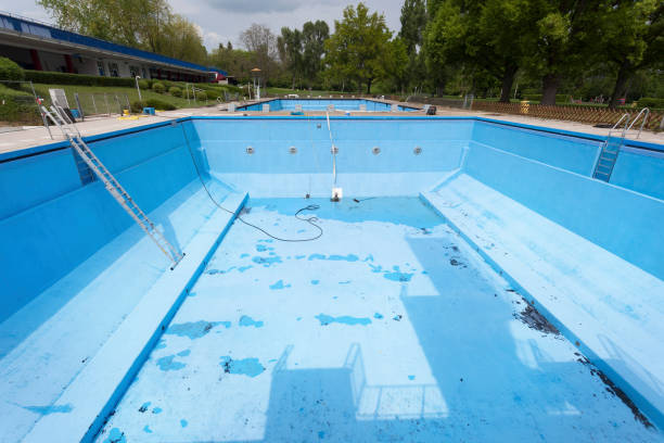 Best Water damage restoration specialists  in Kirkland, WA